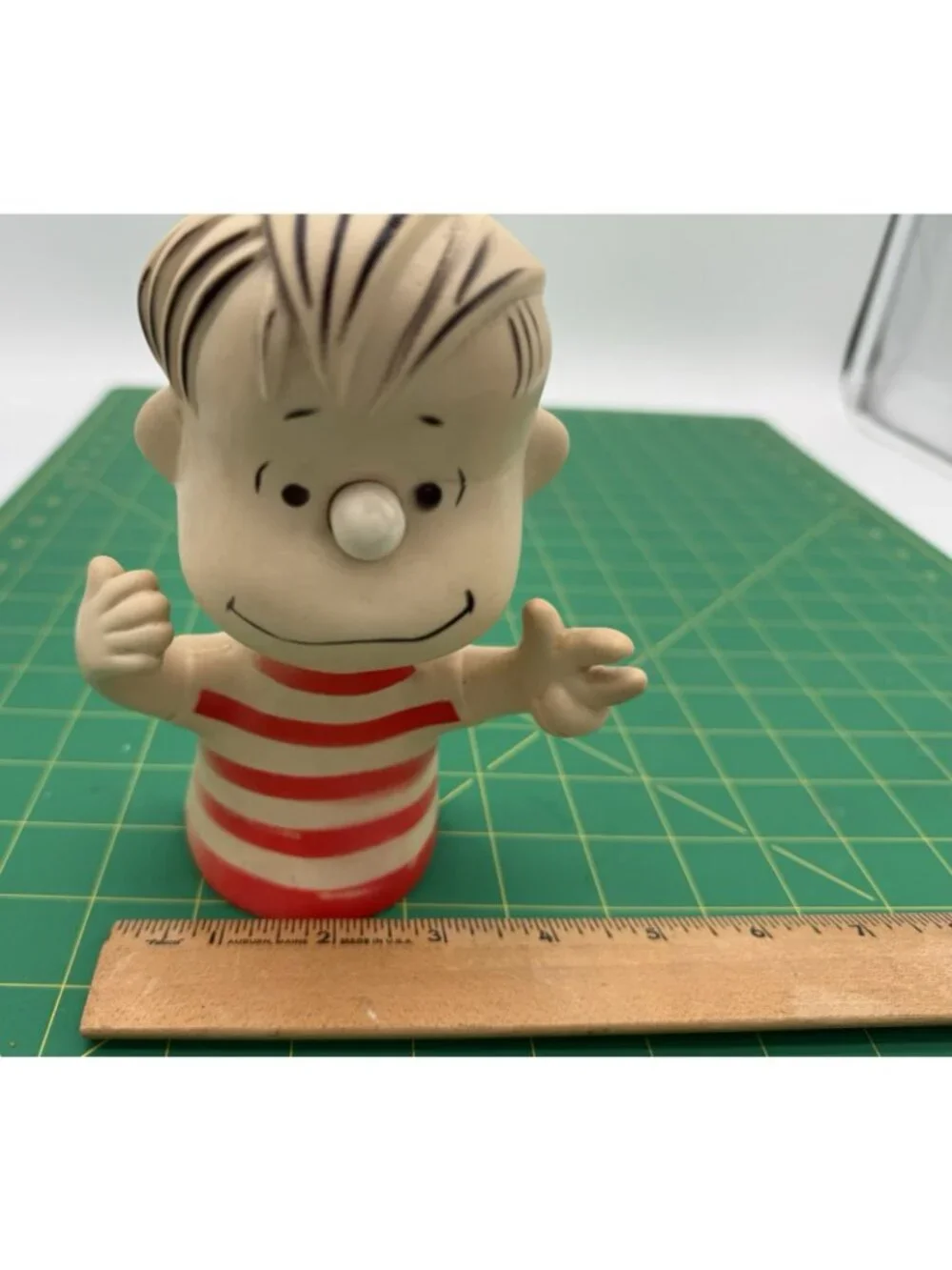 1952 Vintage Avon Peanuts Linus Squeeze Bath Rubber Toy Collectible